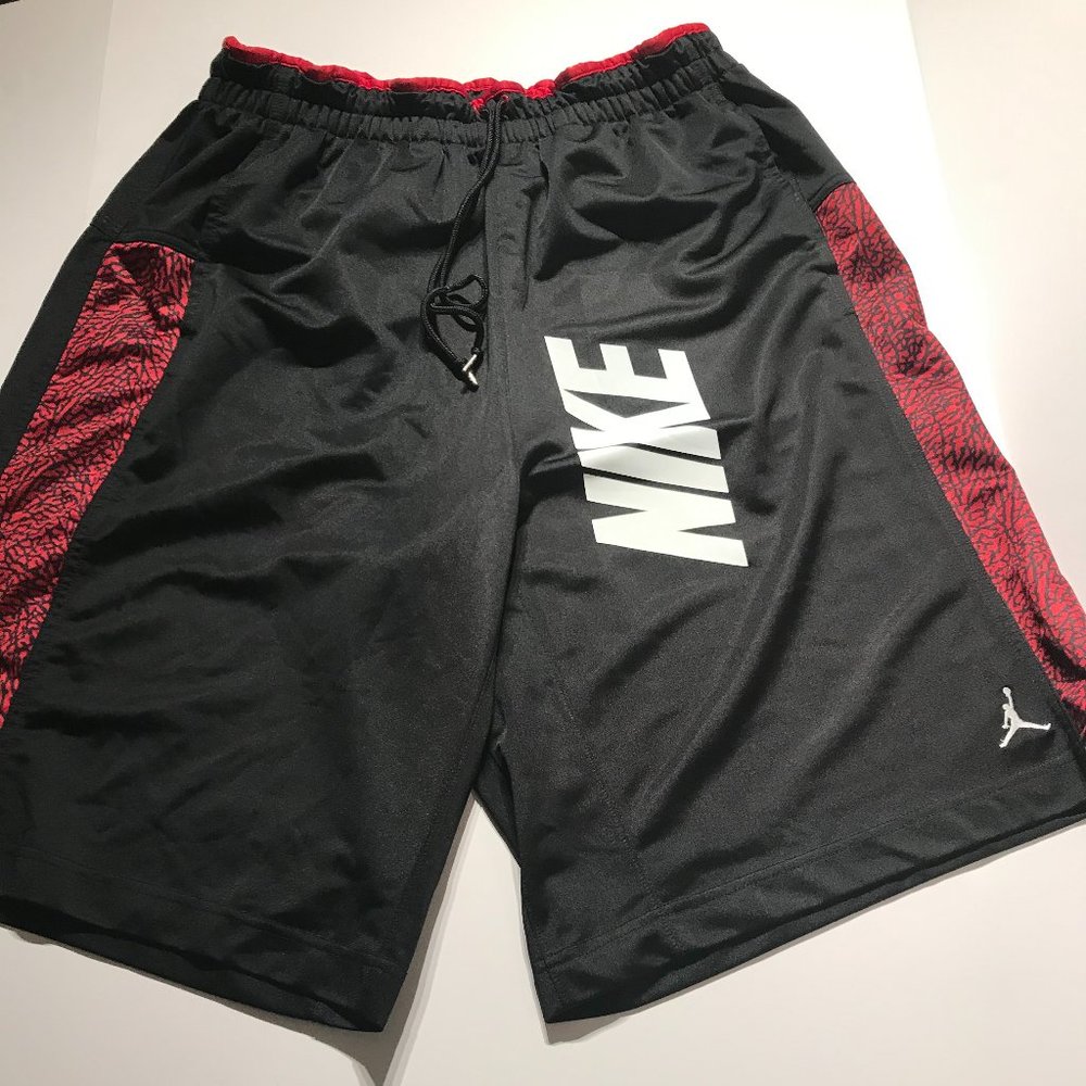 Jordan Red/Black Athletic Sport Drawstring Basketball Shorts - Picture 4 of 6